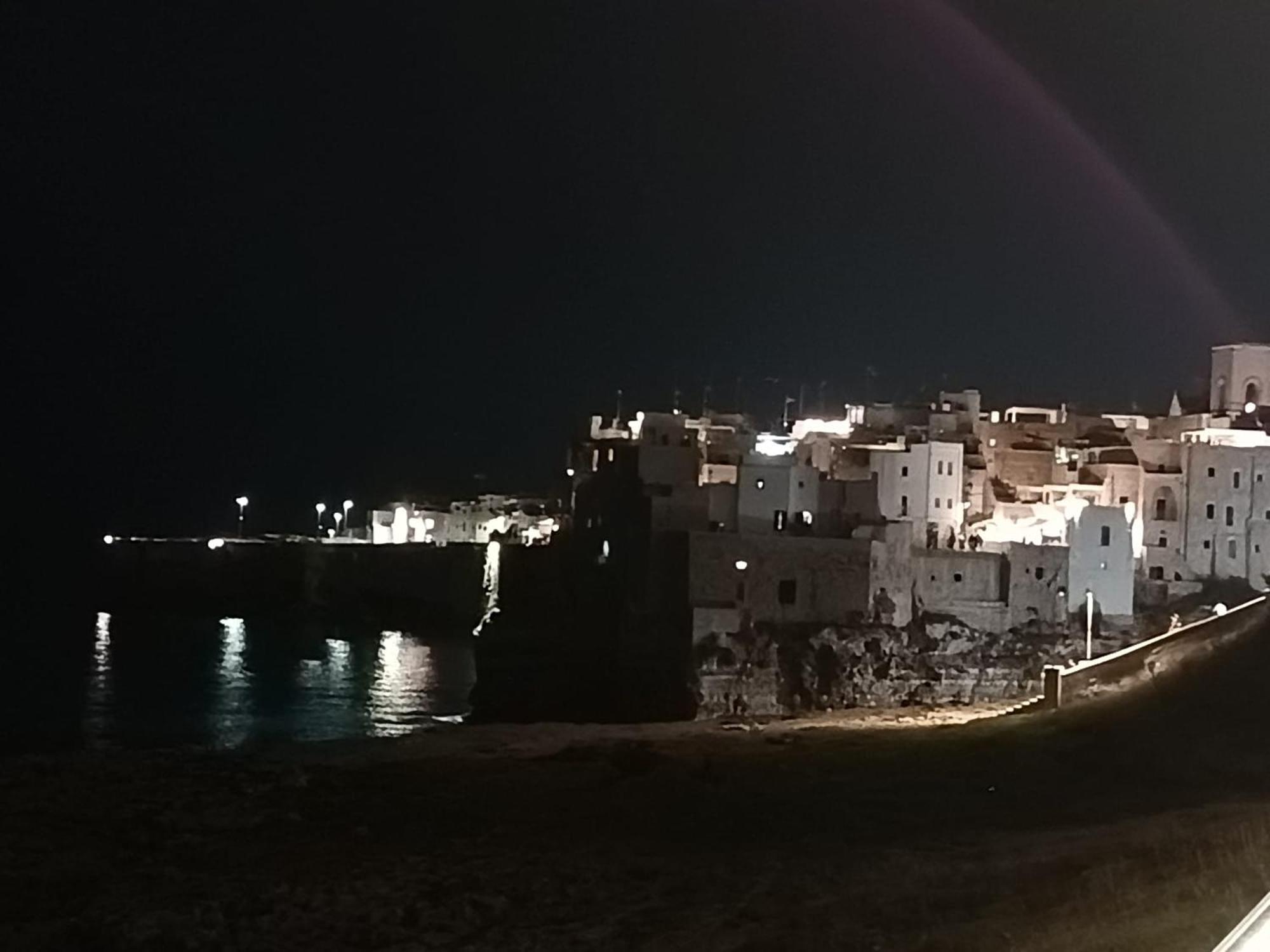 شقة A Un Passo Dal Mare بولينيانو آ ماري المظهر الخارجي الصورة